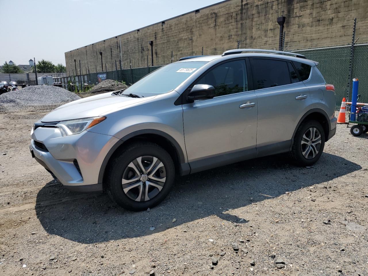 TOYOTA RAV4 LE