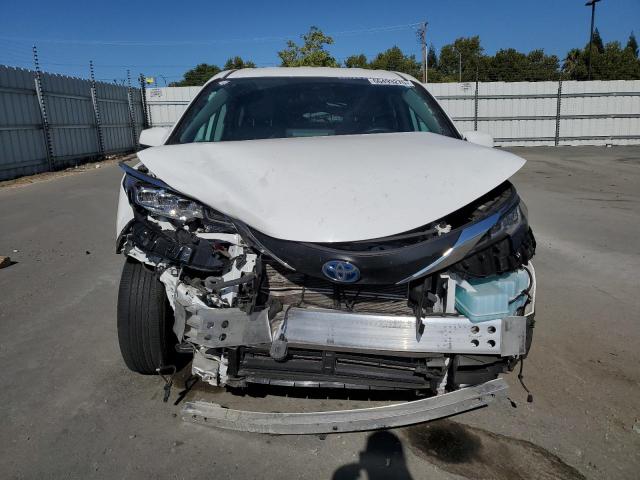 2021 TOYOTA SIENNA LE 5TDKRKEC2MS002493