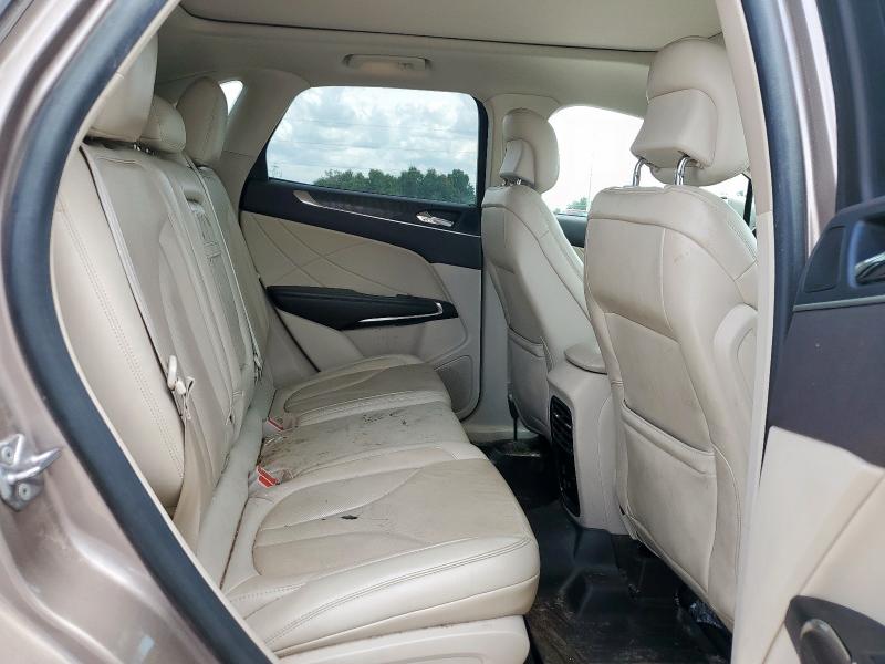 2019 LINCOLN MKC RESERV 5LMCJ3C93KUL19127