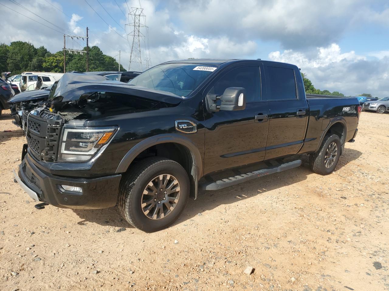NISSAN TITAN SV