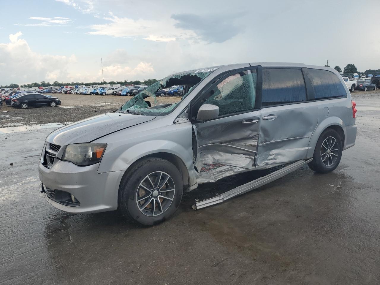DODGE GRAND CARAVAN R/T