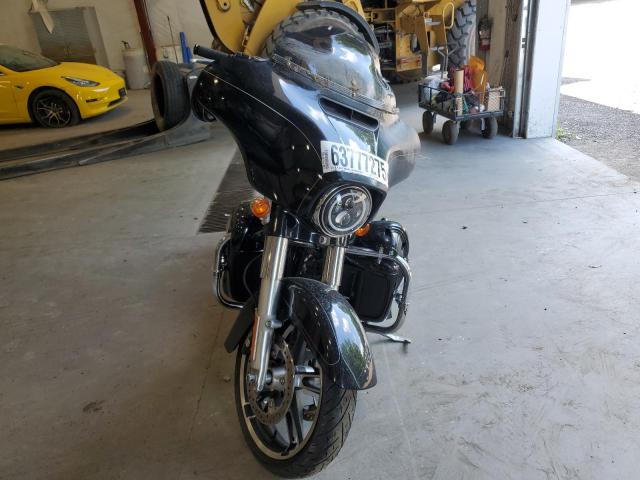 2014 HARLEY-DAVIDSON FLHXS STRE 1HD1KRM11EB652884