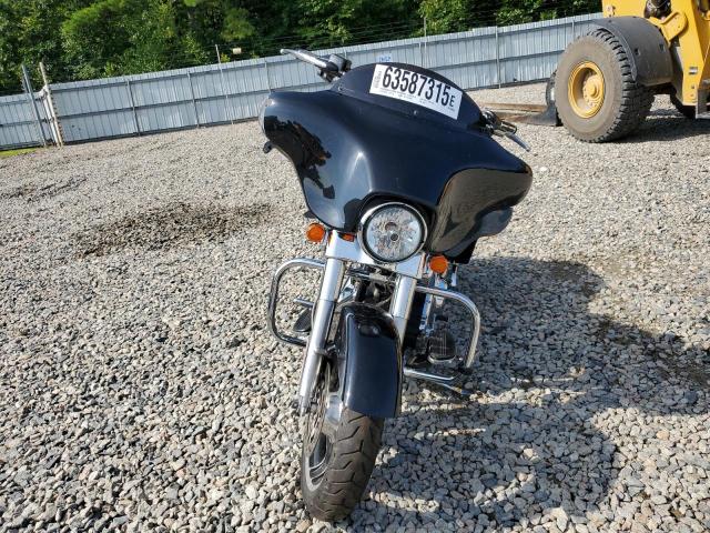 2011 HARLEY-DAVIDSON FLHX - 1HD1KB419BB661111