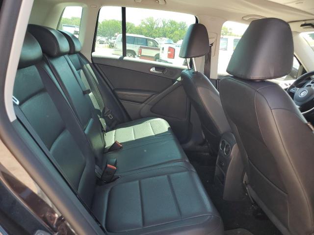 2011 VOLKSWAGEN TIGUAN S - WVGBV7AX1BW544355