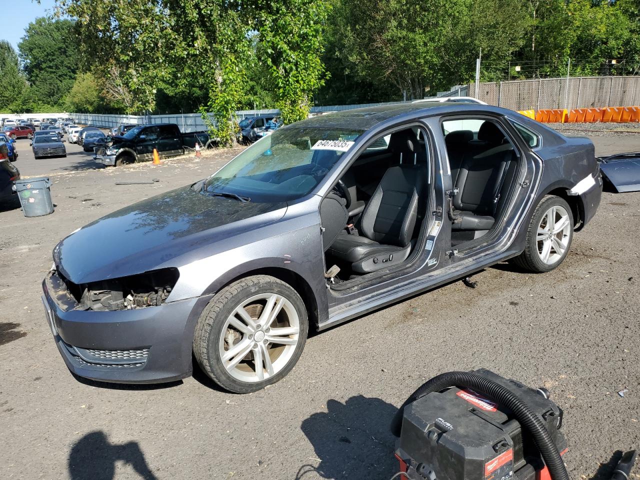 VOLKSWAGEN PASSAT SE