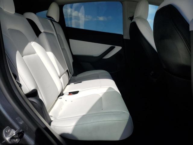 2021 TESLA MODEL Y - 5YJYGDED0MF110426