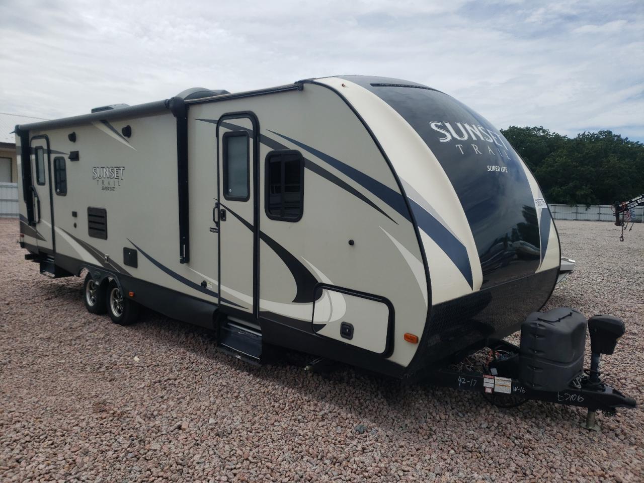 Lot #3308235154 2017 CROSSROADS SUNSET TRA