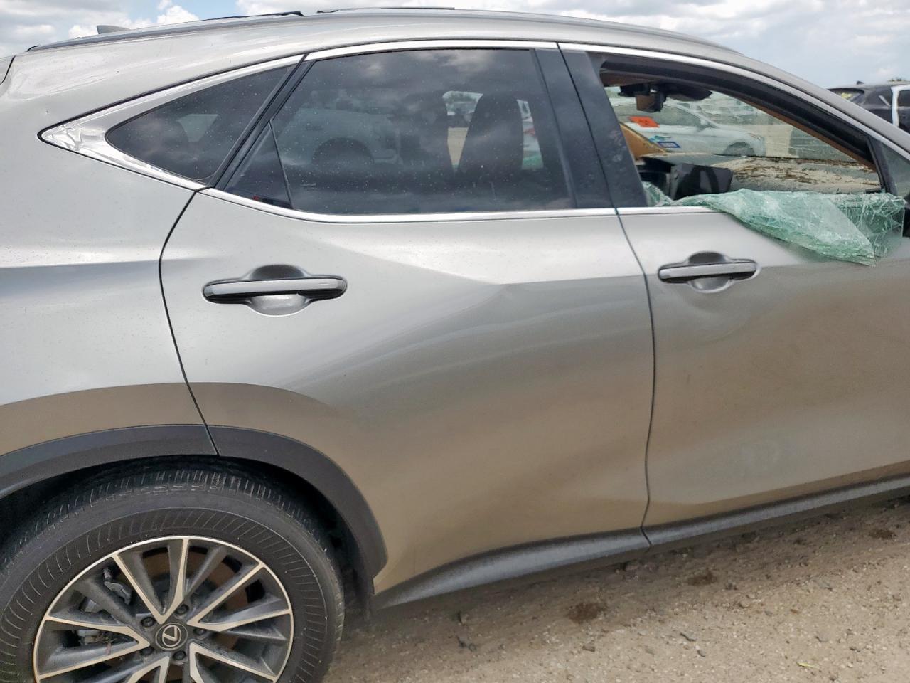 LEXUS NX 350H BASE