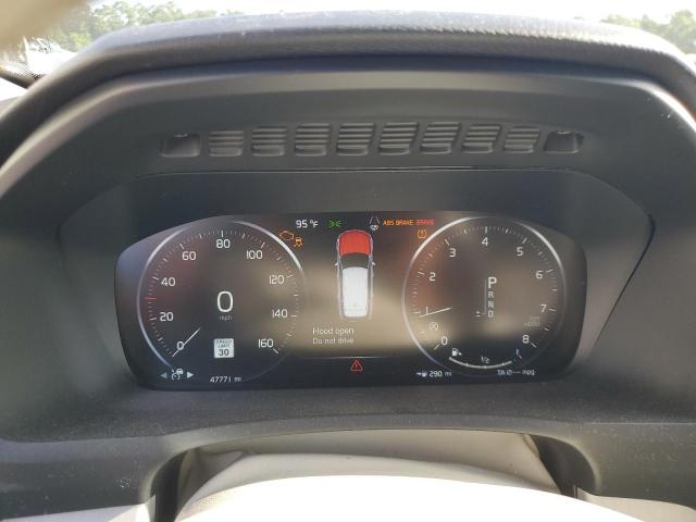 2021 VOLVO XC90 T5 MO YV4102CK5M1686627