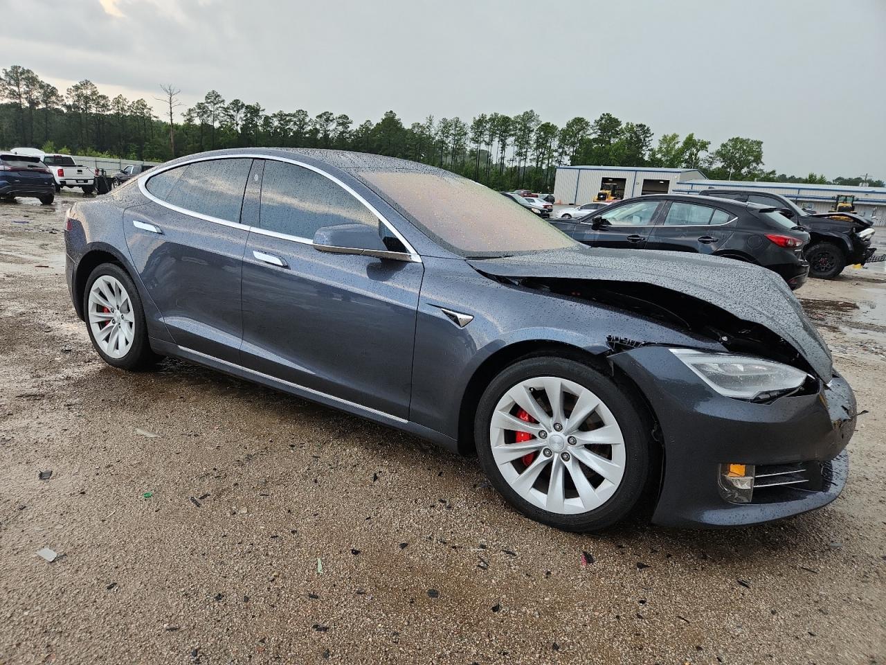 TESLA MODEL S