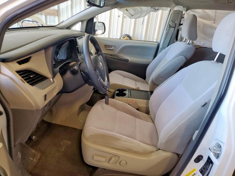 2019 TOYOTA SIENNA LE 5TDKZ3DC0KS966224