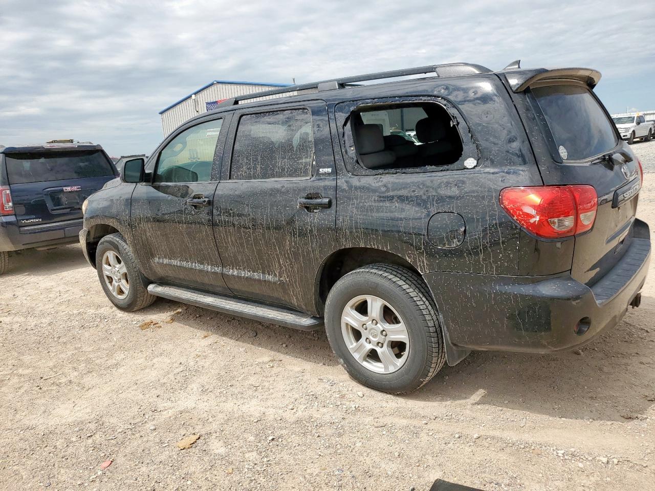TOYOTA SEQUOIA SR5