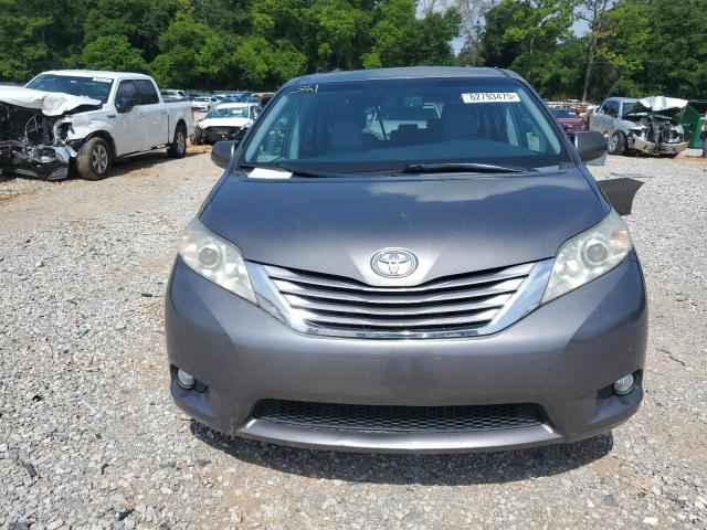 2017 TOYOTA SIENNA XLE 5TDYZ3DC7HS816145