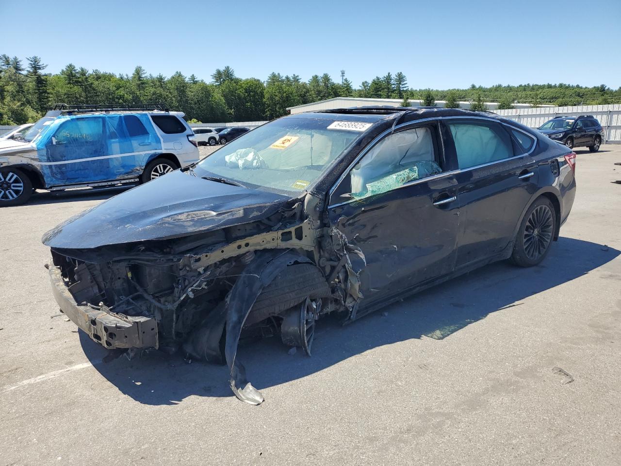 TOYOTA AVALON XLE