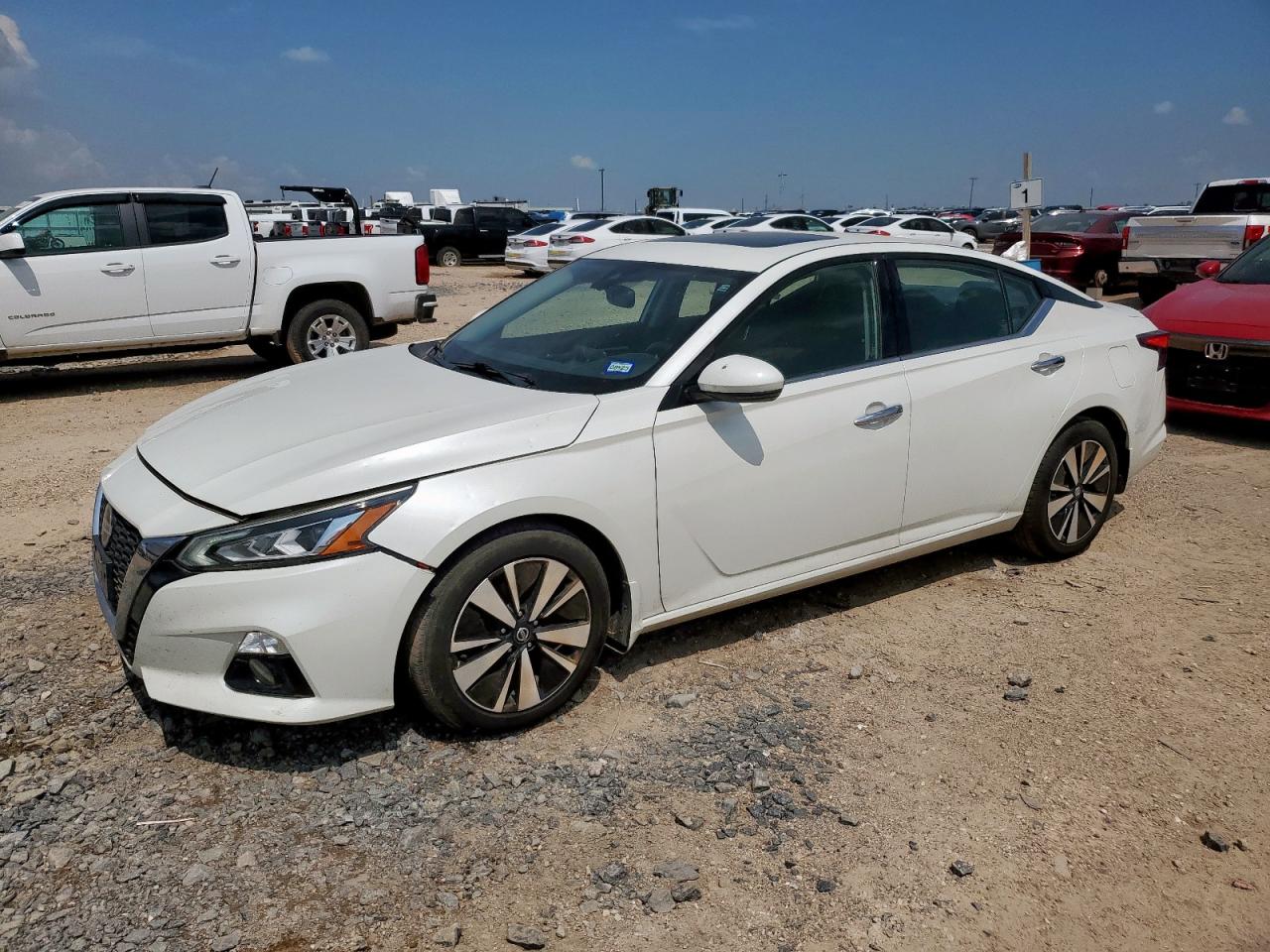 NISSAN ALTIMA SV