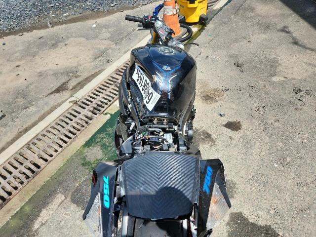 2013 SUZUKI GSX-R750 JS1GR7MA6D2103296