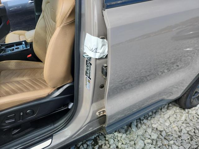 2025 KIA SORENTO SX 5XYRKDJF0SG317107