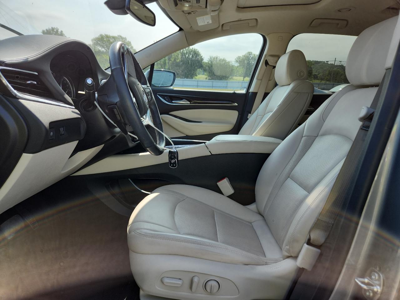 BUICK ENCLAVE ESSENCE