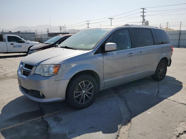 Vin: 2c4rdgcgxhr858929, lot: 63479115, dodge caravan sxt 2017 img_1