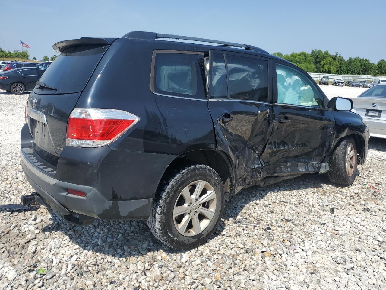 TOYOTA HIGHLANDER BASE