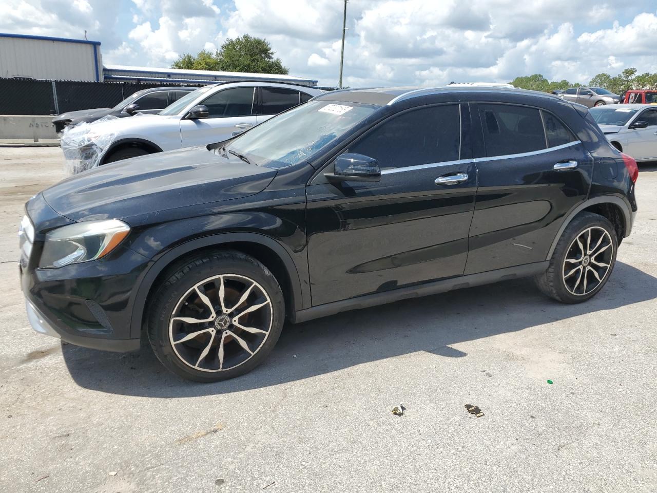 MERCEDES-BENZ GLA-CLASS 250 4MATIC