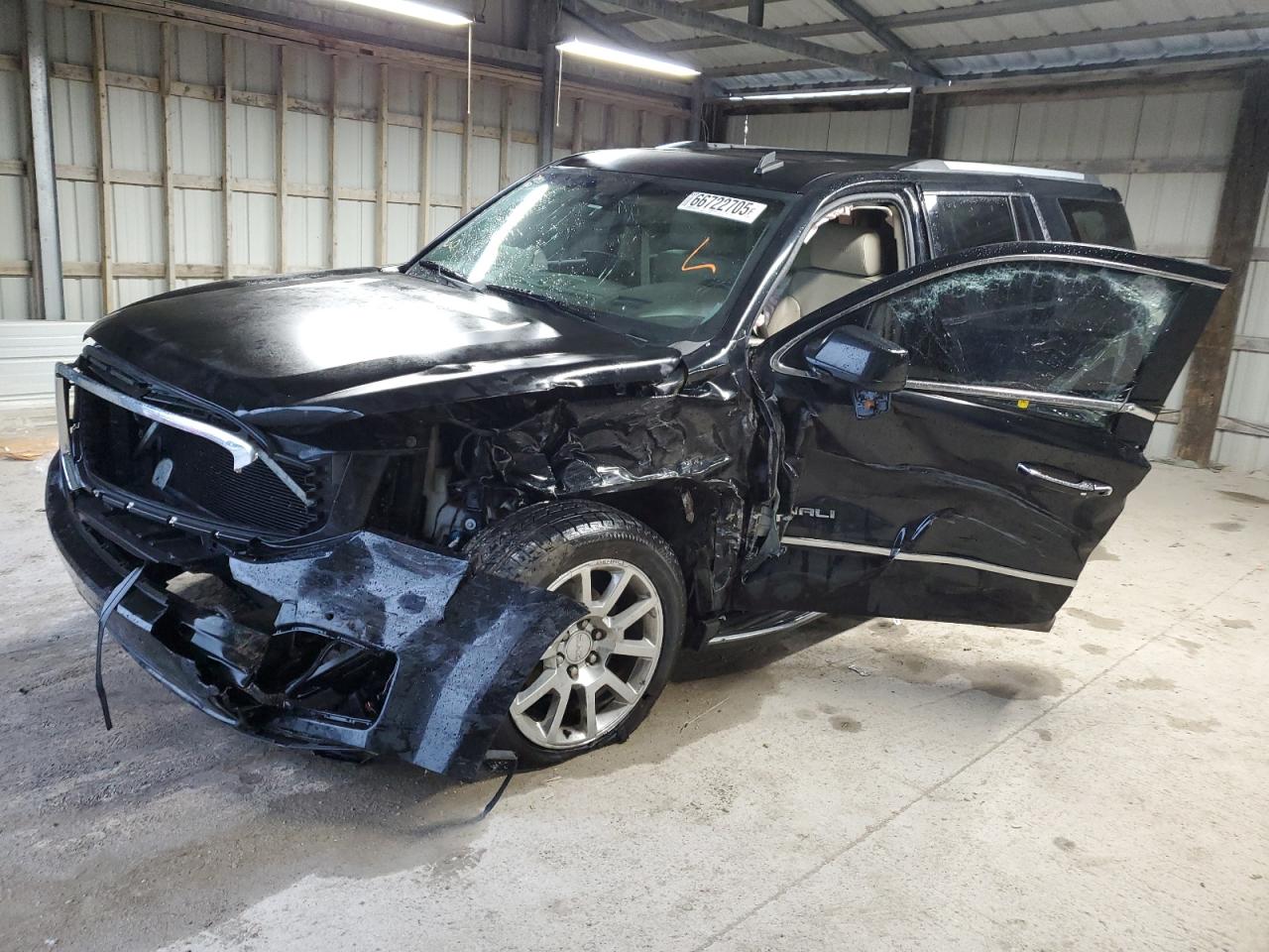 GMC YUKON DENALI