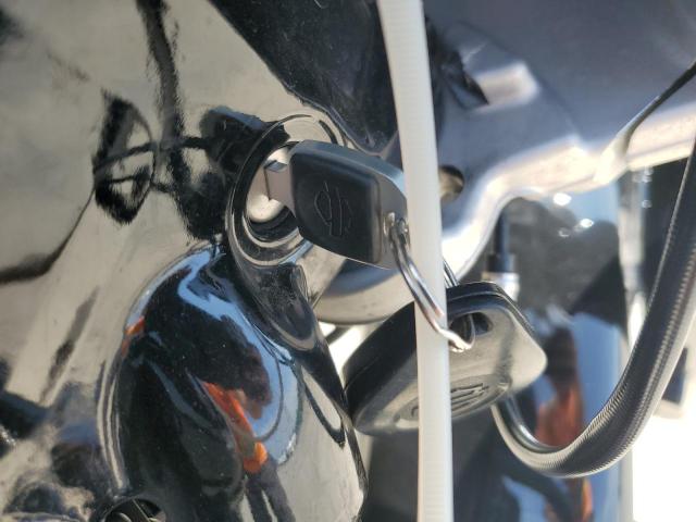 2020 HARLEY-DAVIDSON FLHCS 1HD1YBK17LB066745