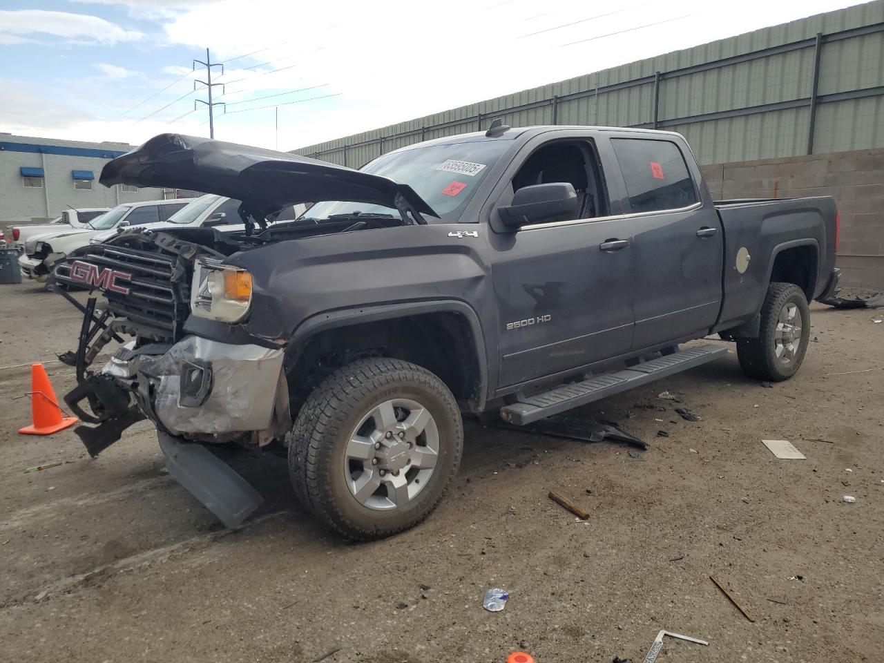 GMC SIERRA K2500 SLE