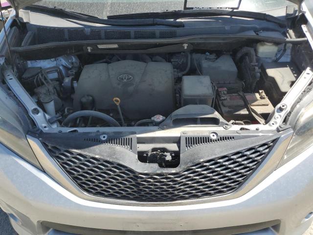 2017 TOYOTA SIENNA SE 5TDXZ3DC7HS885008