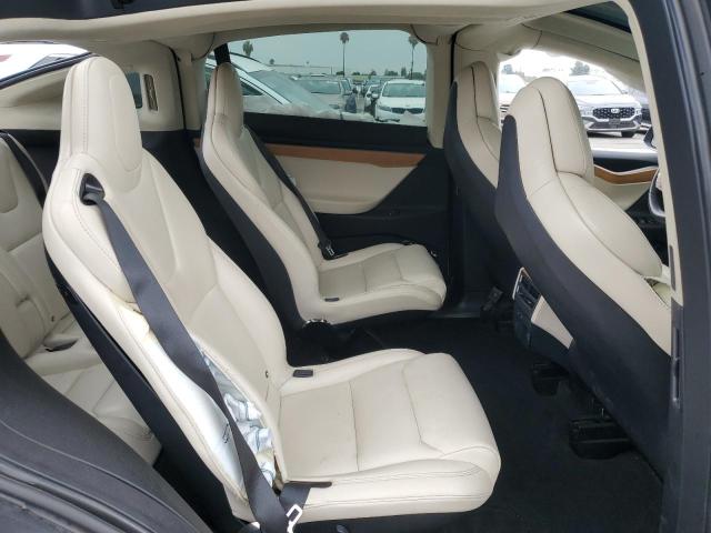 2018 TESLA MODEL X 5YJXCBE29JF141437