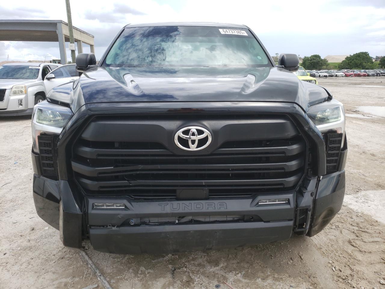 Lot #3301782330 2023 TOYOTA TUNDRA CRE