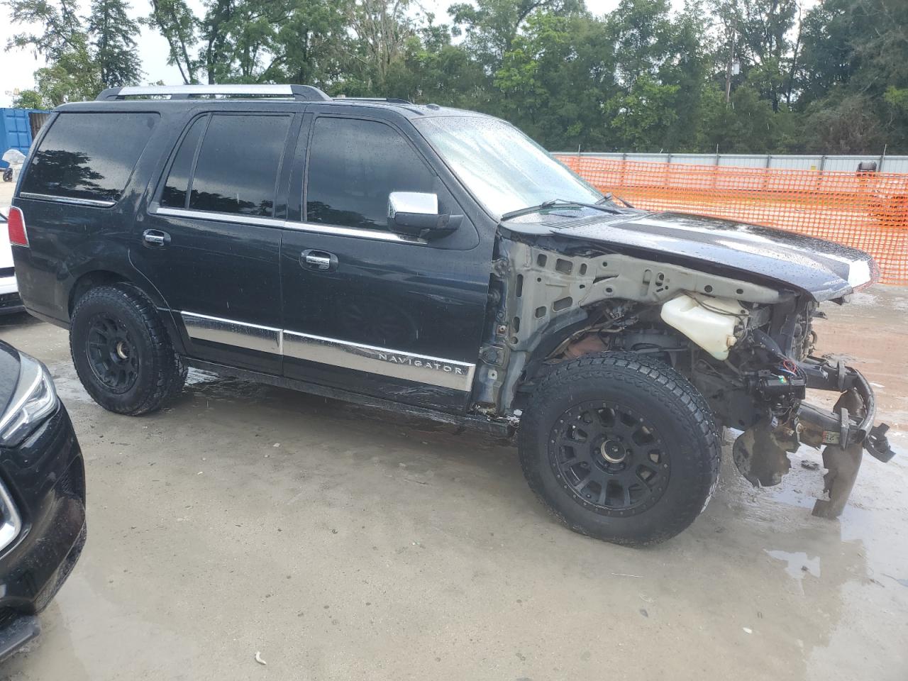 Lincoln Navigator 2011