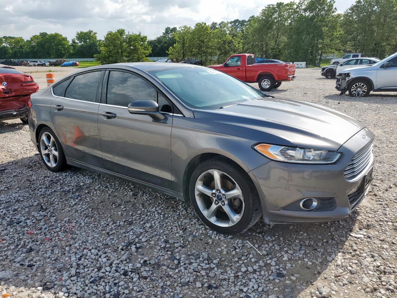 FORD FUSION SE
