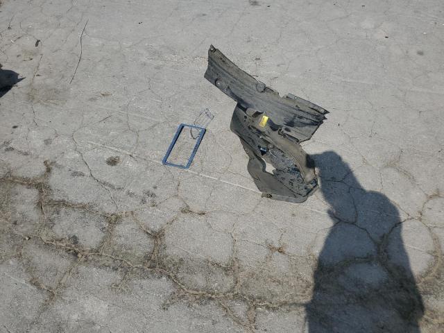 2017 KIA SORENTO LX - 5XYPG4A35HG193293