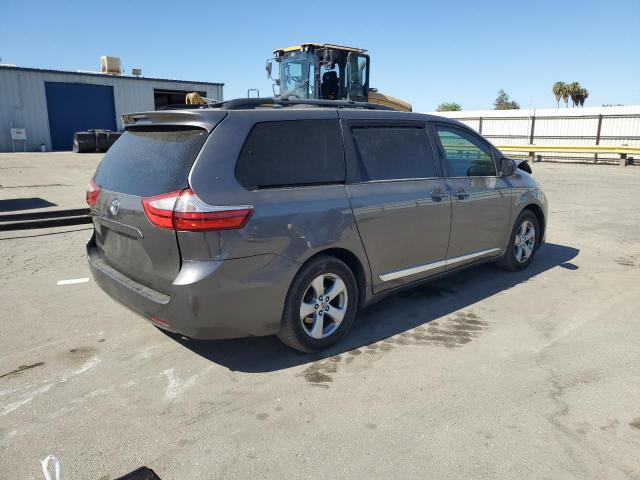 2017 TOYOTA SIENNA LE 5TDKZ3DC0HS815828