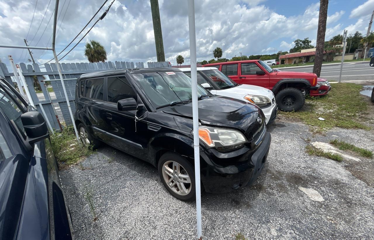 KIA SOUL +