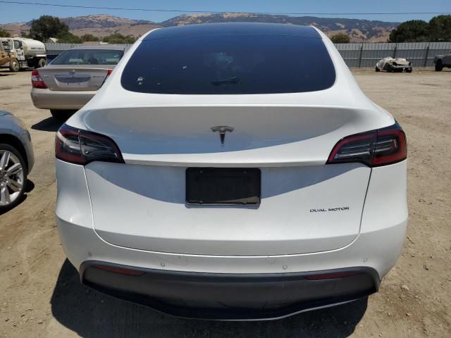 2022 TESLA MODEL Y 7SAYGAEE9NF366611