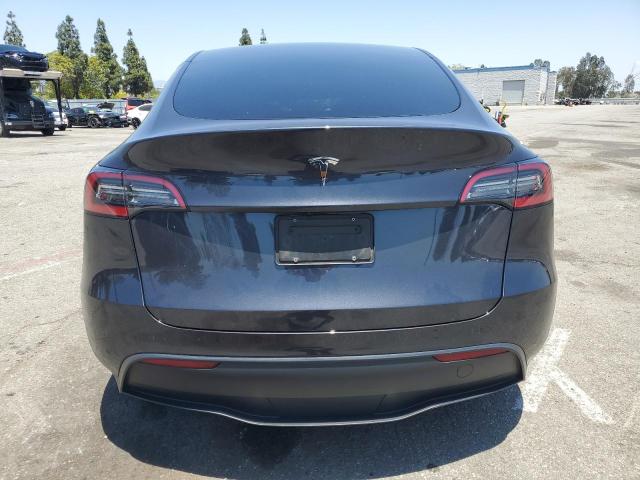 2024 TESLA MODEL Y 7SAYGDED8RF126397