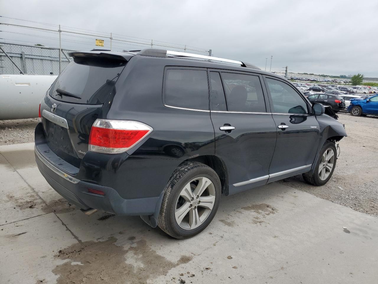 TOYOTA HIGHLANDER LIMITED