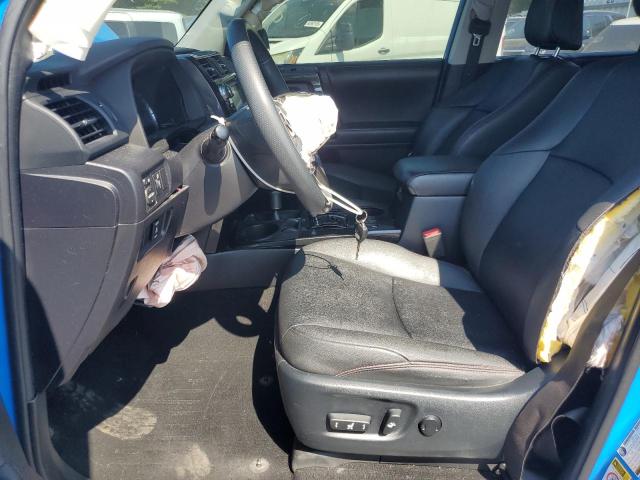 2019 TOYOTA 4RUNNER SR JTEBU5JR8K5674101
