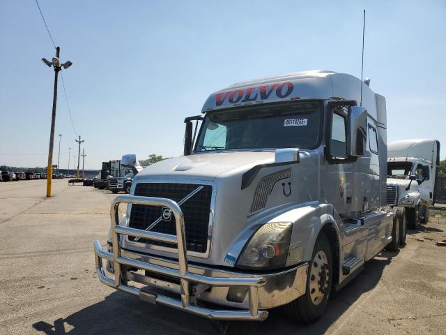 VOLVO VN VNL 2015 silver tractor diesel 4V4NC9EH0FN185280 photo #3