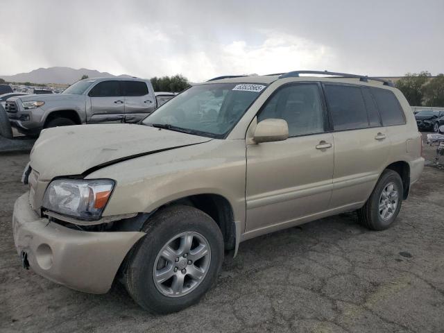 TOYOTA HIGHLANDER