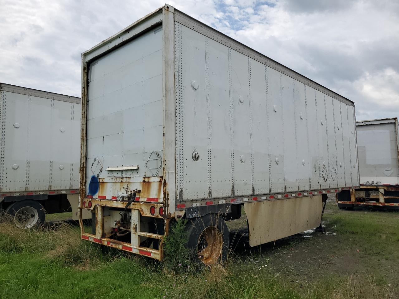 Lot #3226054019 2006 WABASH UNKNOWN