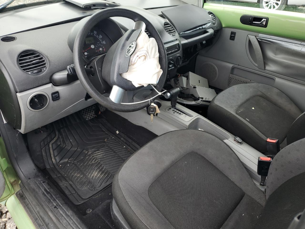 Lot #3247009233 1999 VOLKSWAGEN NEW BEETLE