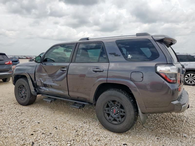 2018 TOYOTA 4RUNNER SR JTEBU5JR9J5589640