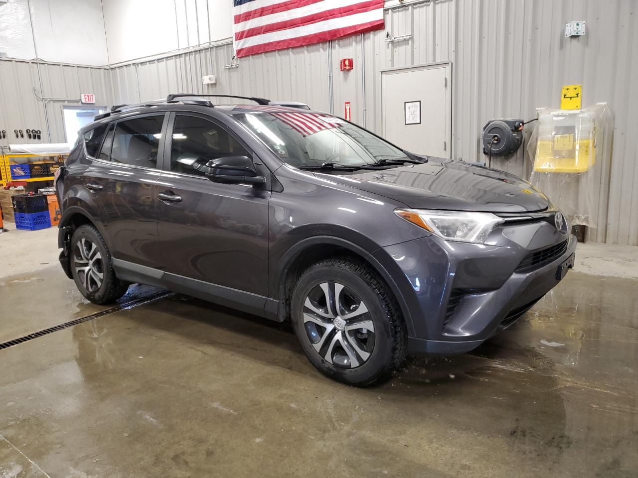 TOYOTA RAV4 LE