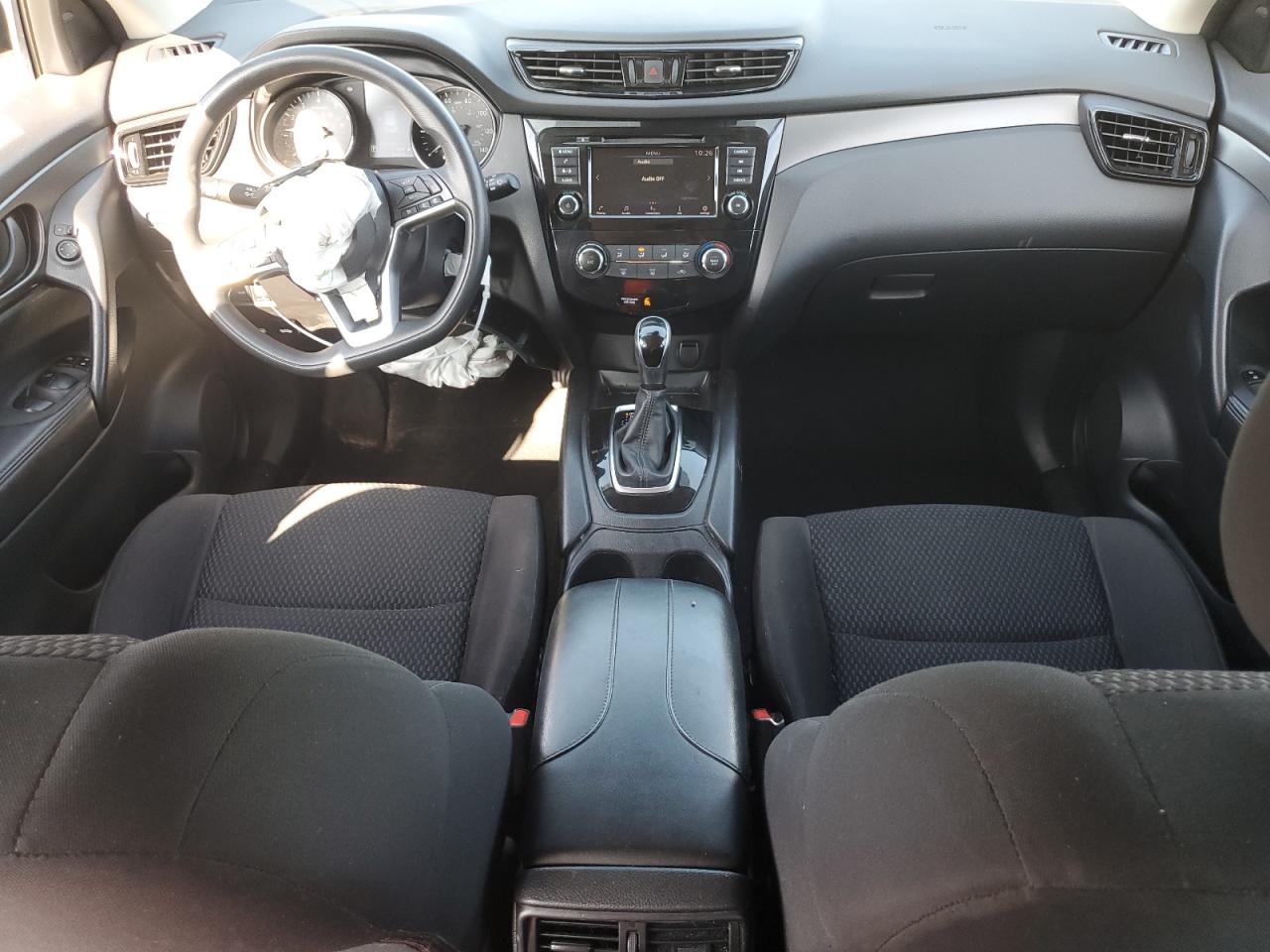 NISSAN ROGUE SPORT S