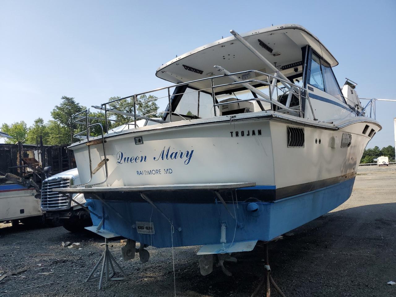 Lot #3227380358 1977 TROJAN BOAT