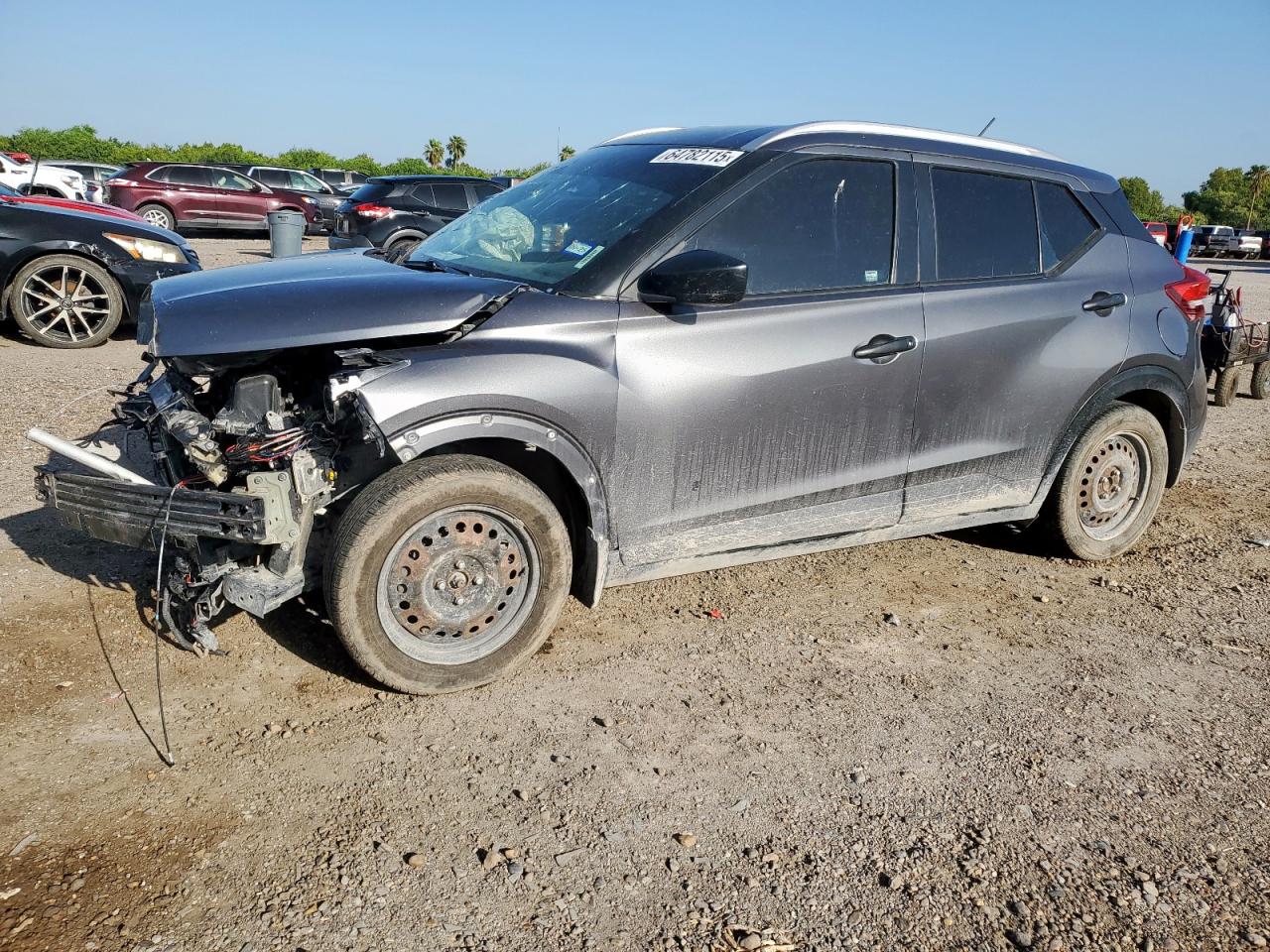 NISSAN KICKS S