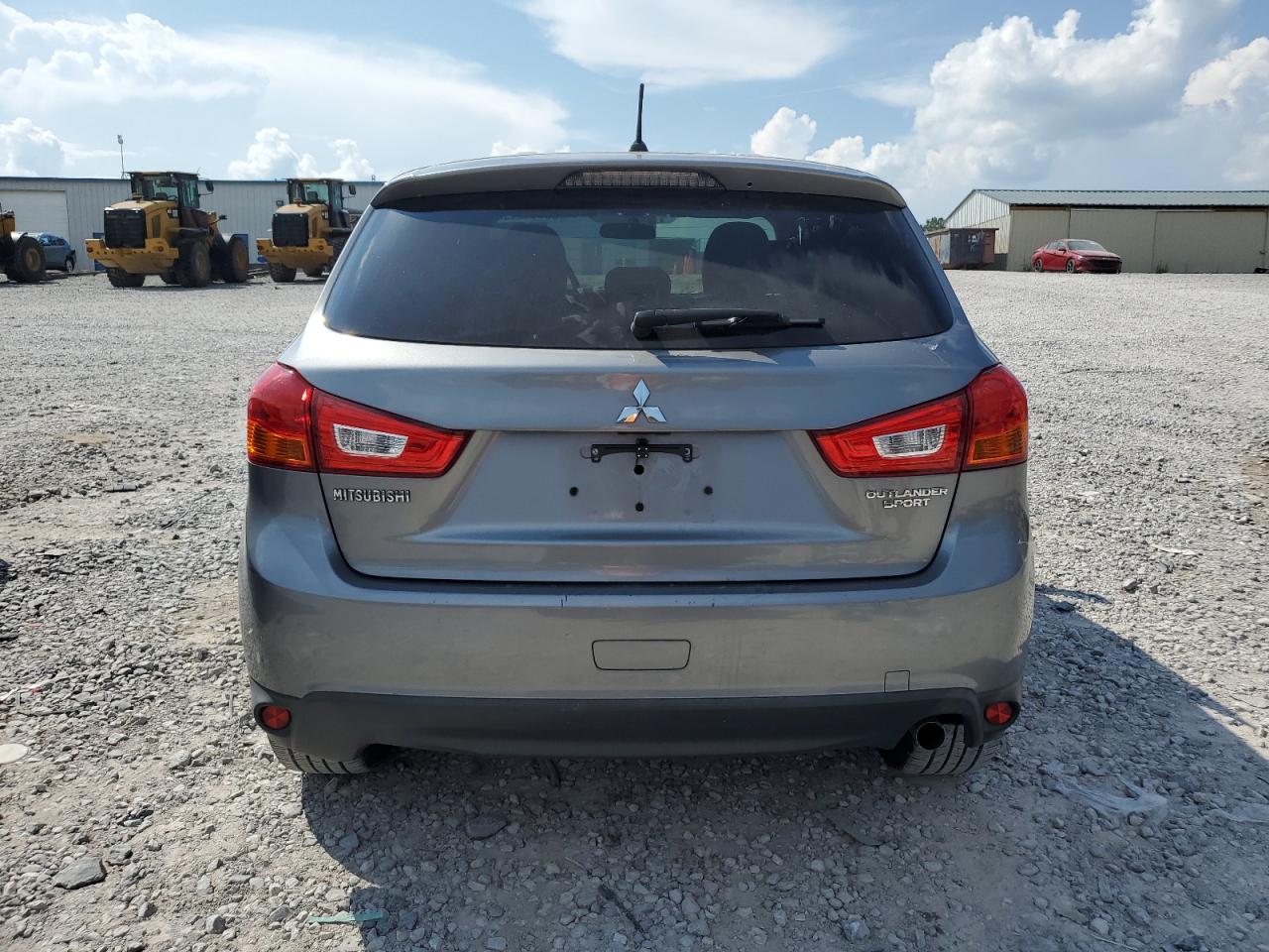 MITSUBISHI OUTLANDER ES